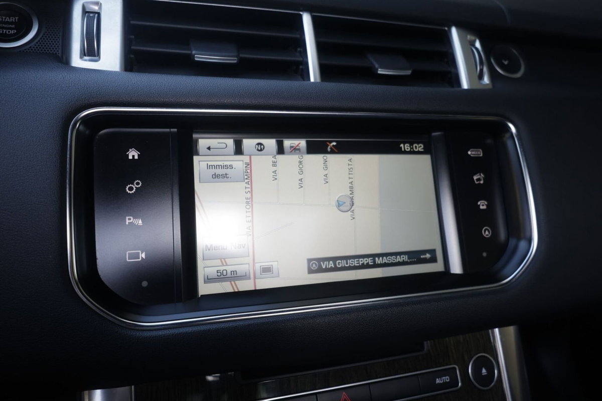 Land Rover Range Rover Sport 3.0 SDV6 Autobiography (19)