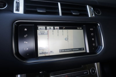 Land Rover Range Rover Sport 3.0 SDV6 Autobiography (19)
