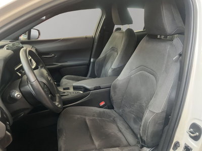 Lexus UX 300h 2.0 Urban 2wd cvt (11)