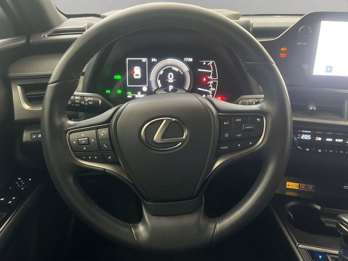Lexus UX 300h 2.0 Urban 2wd cvt (13)
