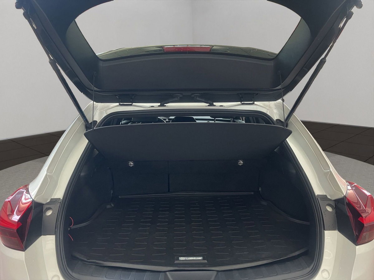Lexus UX 300h 2.0 Urban 2wd cvt (7)