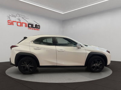 Lexus UX 300h 2.0 Urban 2wd cvt (9)