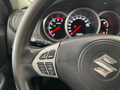 Suzuki Grand Vitara 1.9 DDiS 3p. Special Edition (14)