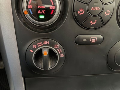 Suzuki Grand Vitara 1.9 DDiS 3p. Special Edition (18)
