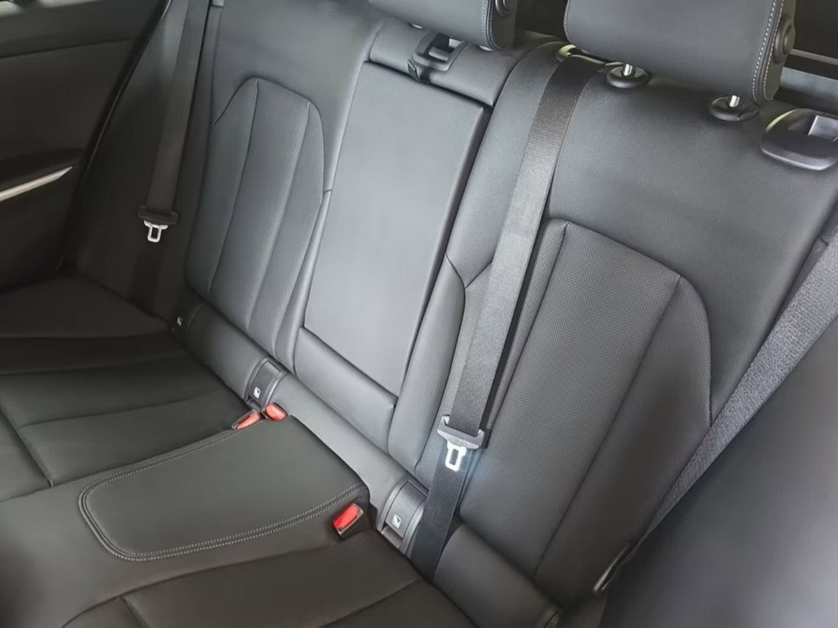 BMW Serie 3 Touring 318d  mhev 48V MSport Pro auto (10)
