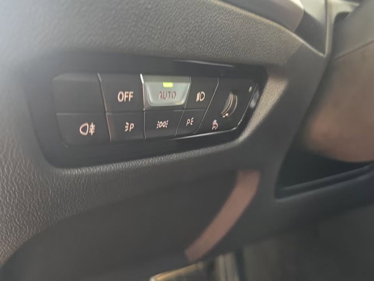 BMW Serie 3 Touring 318d  mhev 48V MSport Pro auto (14)