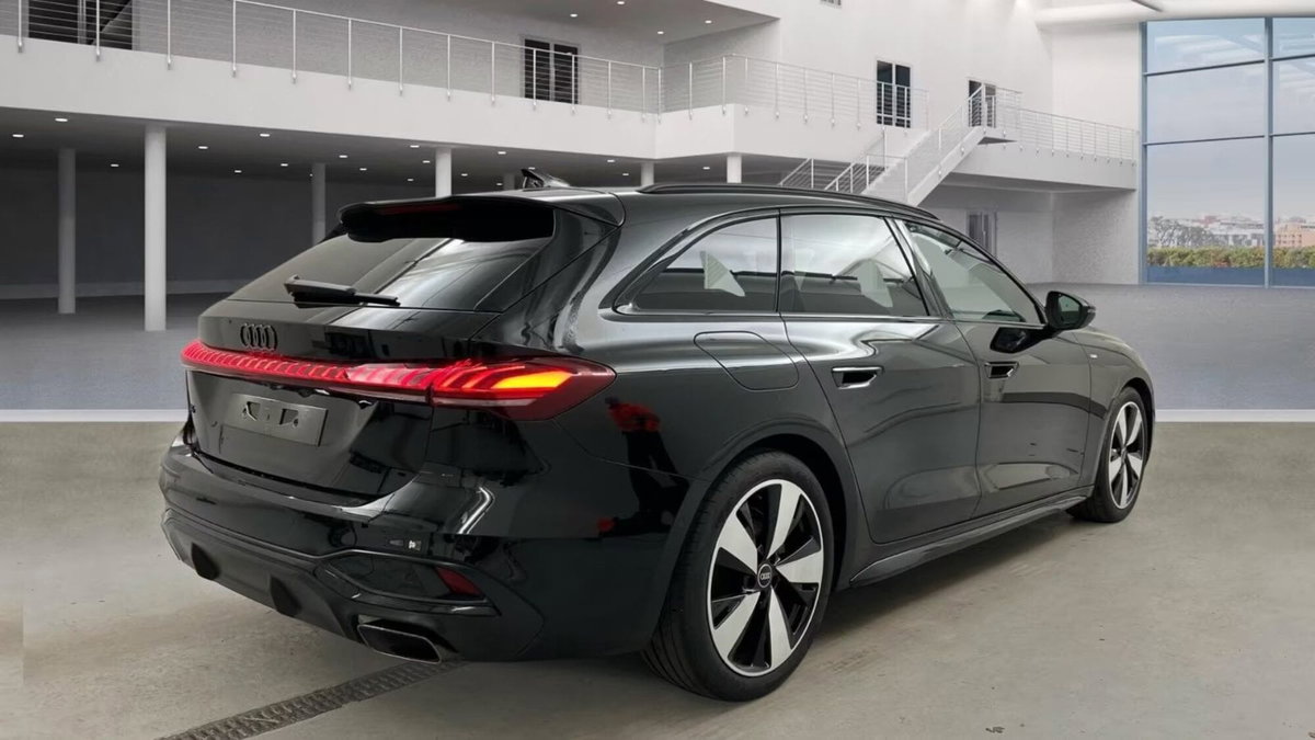 Audi A5 Avant 2.0 tfsi S line edition quattro 204cv s-tronic (4)