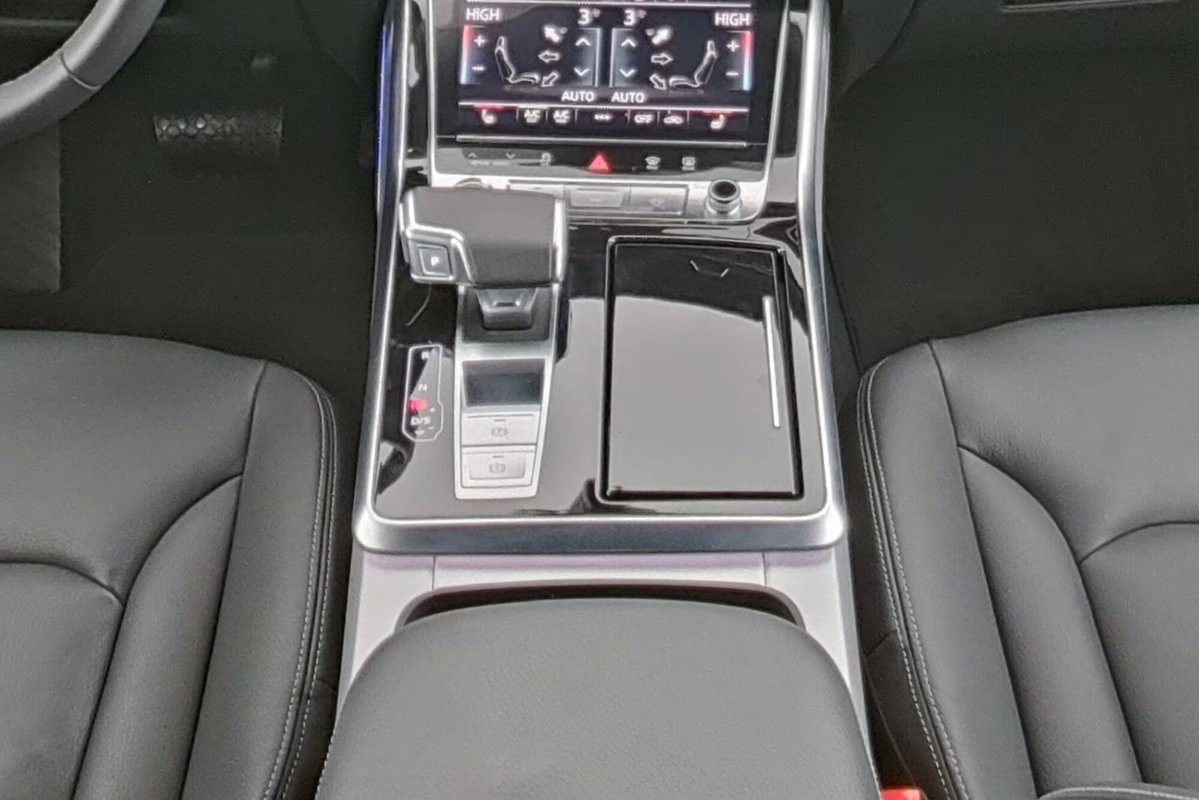 Audi Q8 Q8 45 TDI quattro tiptronic Sport (11)