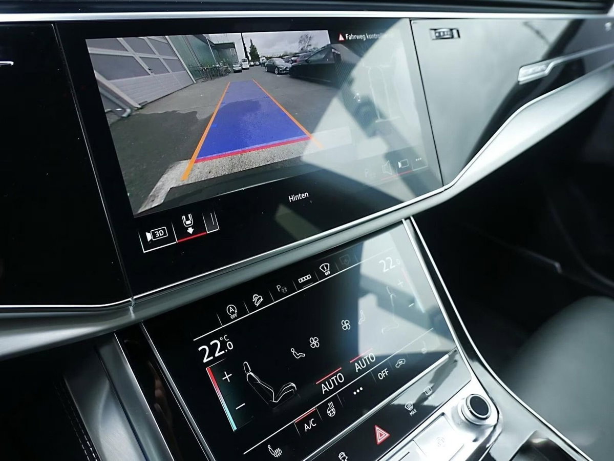 Audi Q8 Sportback 50 S line edition quattro (6)