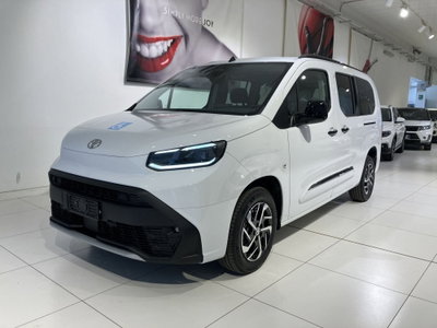 Toyota Proace City Verso City Verso 1.5D 130cv S&S L2 D Executive 7p.ti nuovo