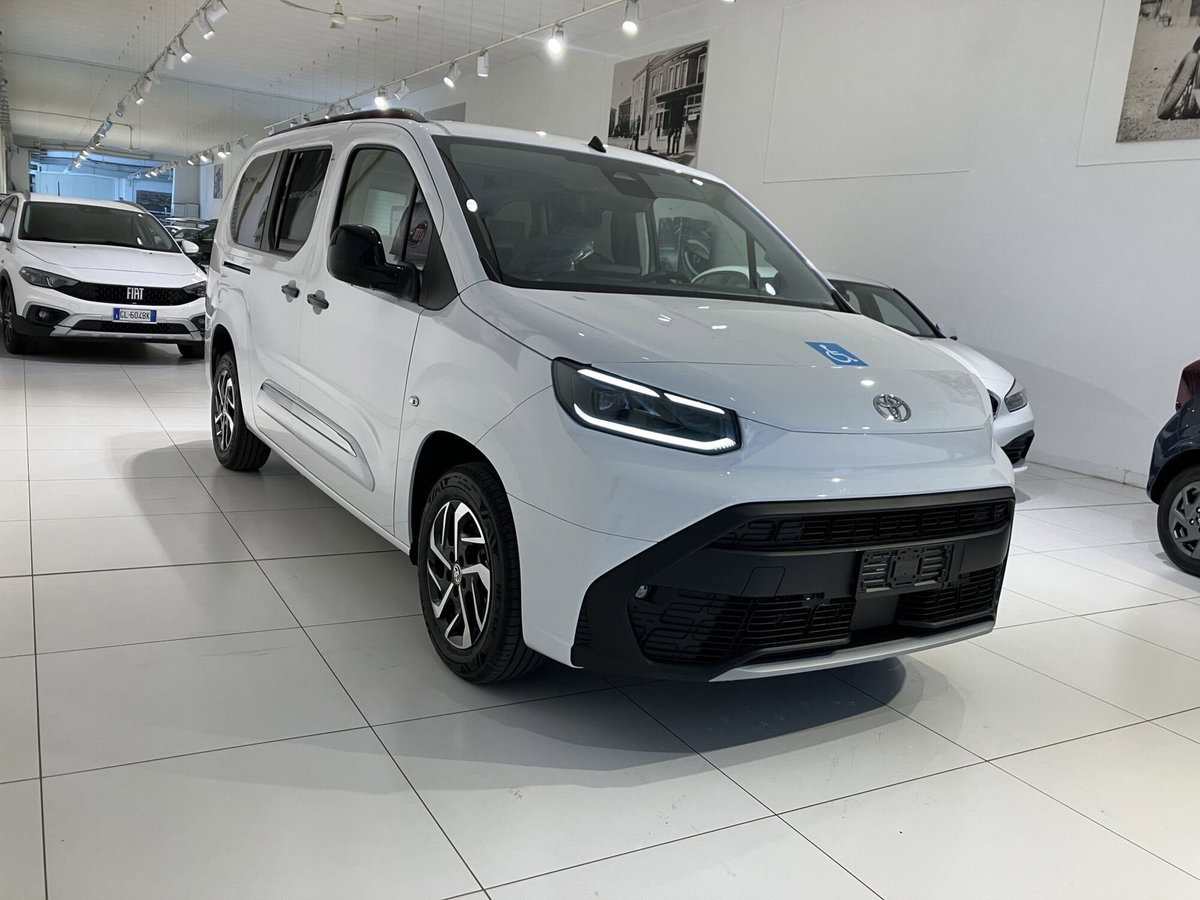 Toyota Proace City Verso City Verso 1.5D 130cv S&S L2 D Executive 7p.ti (3)