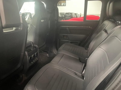 Land Rover Defender 110 4.4 V8 mhev Octa Black awd 635cv auto (8)