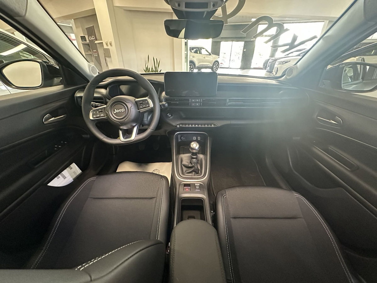 Jeep Avenger 1.2 turbo Altitude fwd 100cv (11)