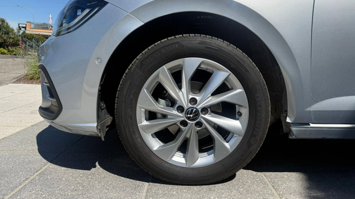 Volkswagen Polo 1.0 tsi Style 95cv (7)