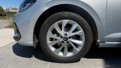 Volkswagen Polo 1.0 tsi Style 95cv (7)