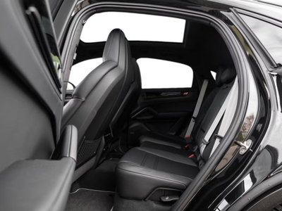 Porsche Cayenne Coupé 4.0 GTS (9)