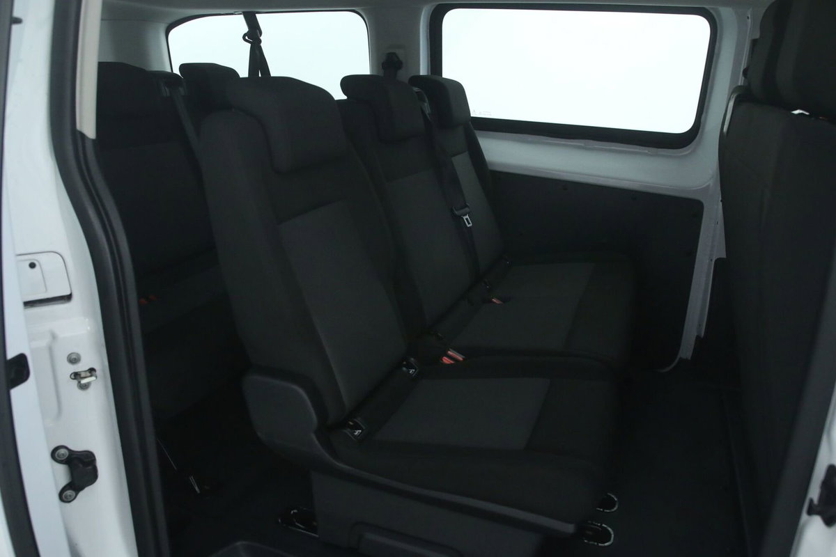 Toyota Proace Verso Verso 2.0D 150 CV L2 D Executive (8)