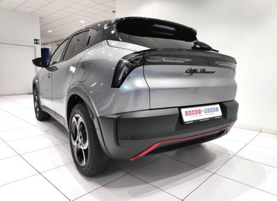 Alfa Romeo Junior 1.2 ibrida Q4 Intensa 145cv edct6 (16)