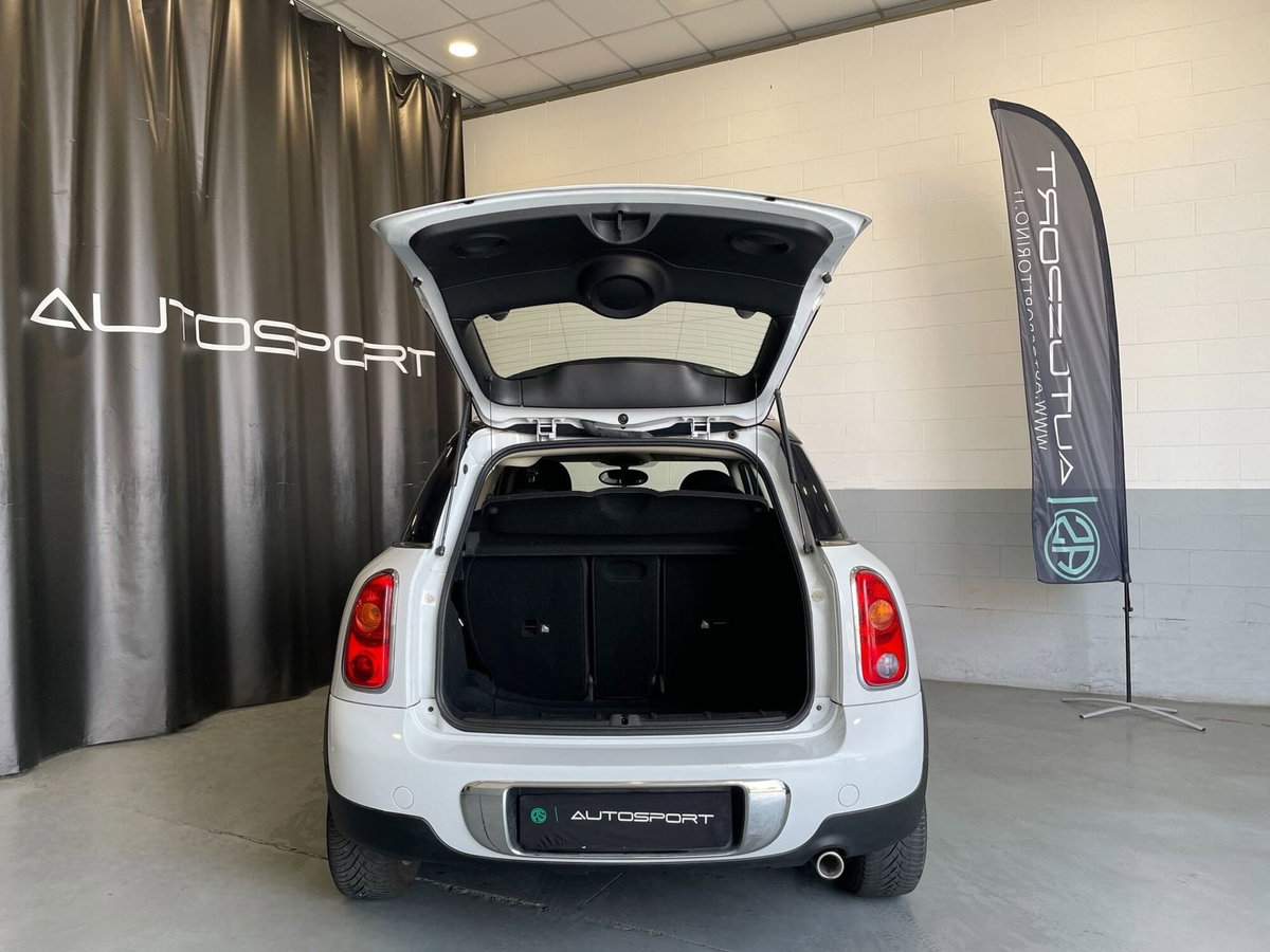 MINI Mini Countryman 1.6 Cooper D Countryman (6)