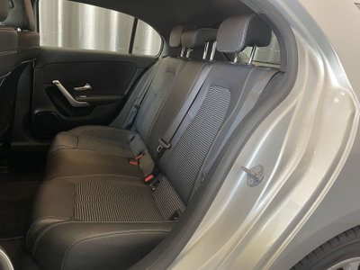 Mercedes-Benz Classe A 180 d Automatic Sport (10)