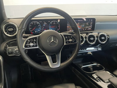 Mercedes-Benz Classe A 180 d Automatic Sport (12)