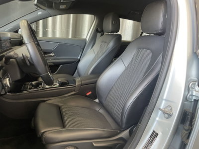 Mercedes-Benz Classe A 180 d Automatic Sport (9)