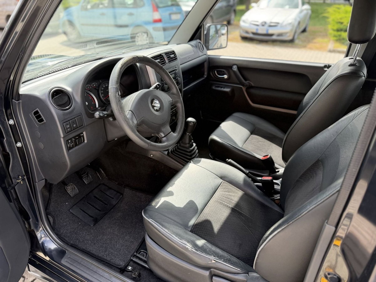 Suzuki Jimny 1.5 DDiS cat 4WD JLX Più (10)