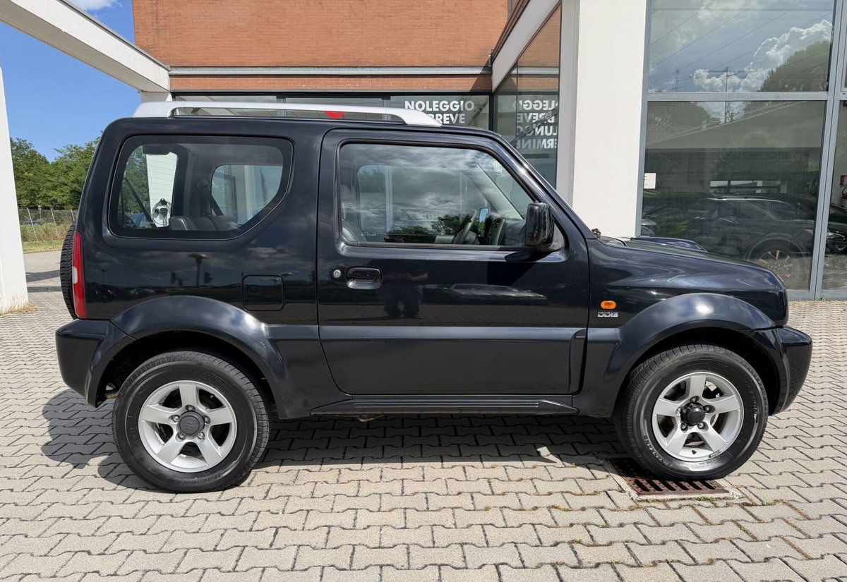 Suzuki Jimny 1.5 DDiS cat 4WD JLX Più (4)