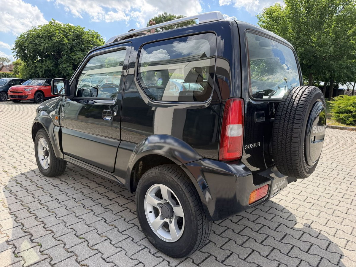 Suzuki Jimny 1.5 DDiS cat 4WD JLX Più (7)
