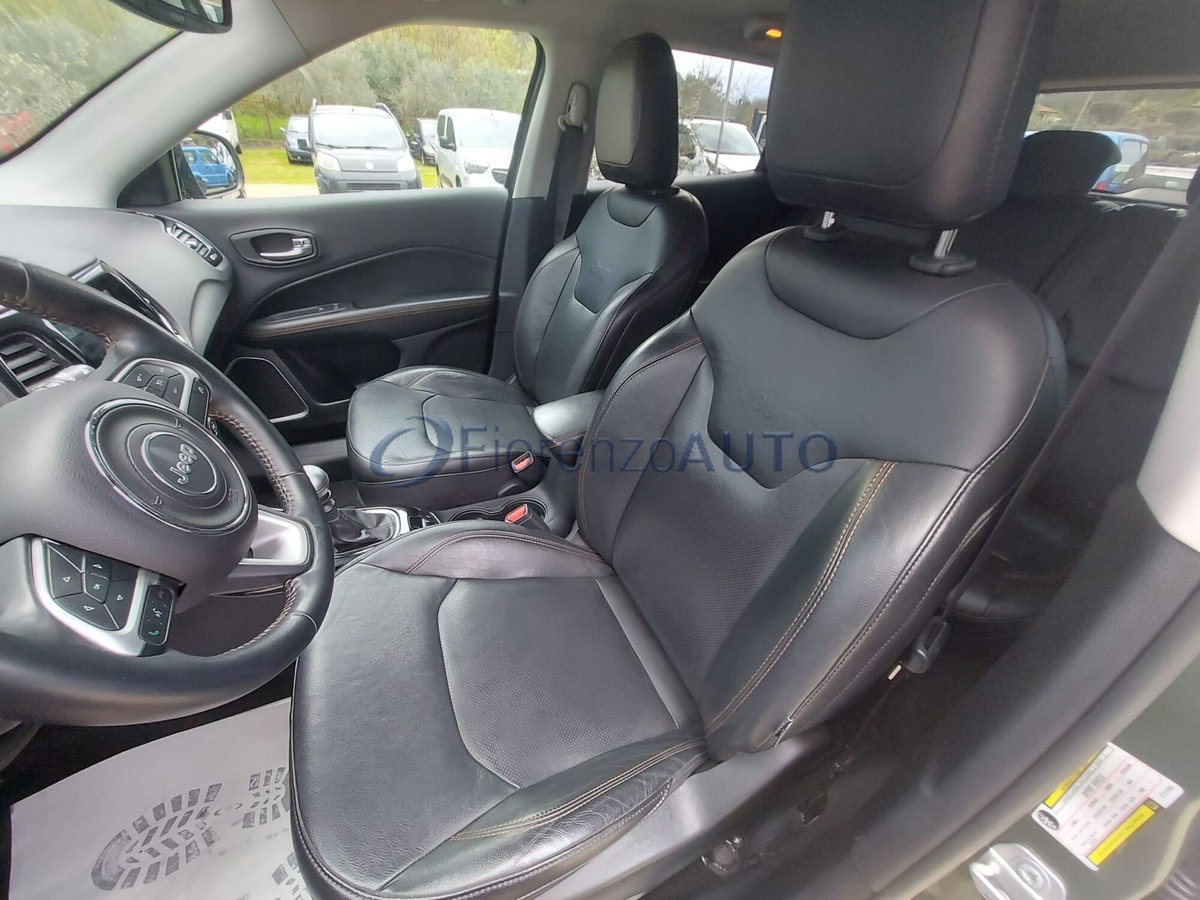 Jeep Compass 1.6 Multijet II 2WD Limited (14)