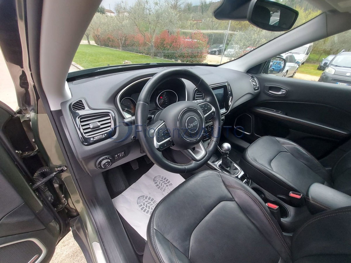 Jeep Compass 1.6 Multijet II 2WD Limited (15)