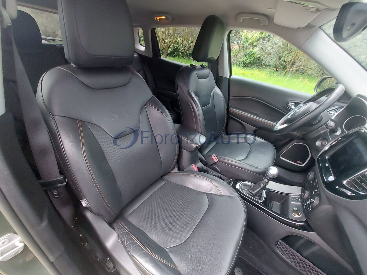 Jeep Compass 1.6 Multijet II 2WD Limited (16)