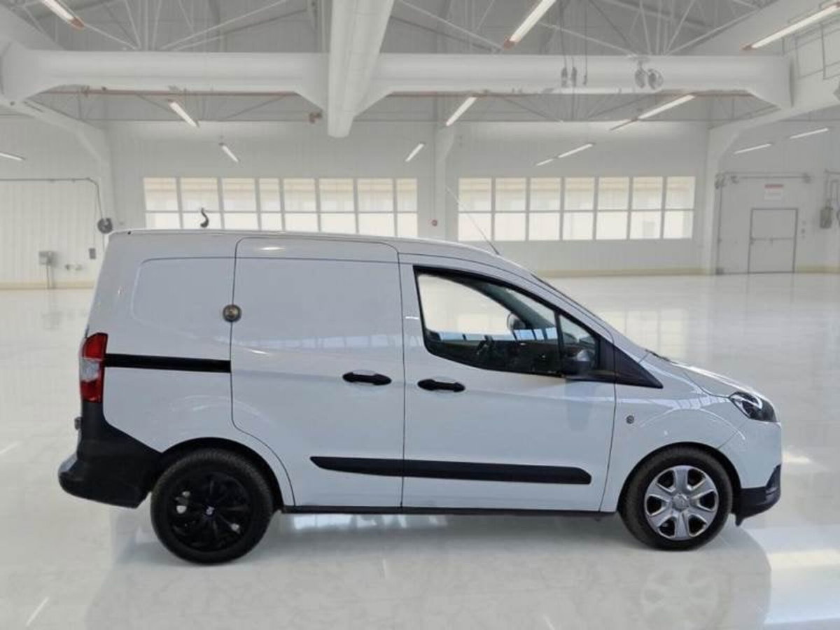 Ford Transit Courier 1.5 TDCi 75CV  Trend (8)