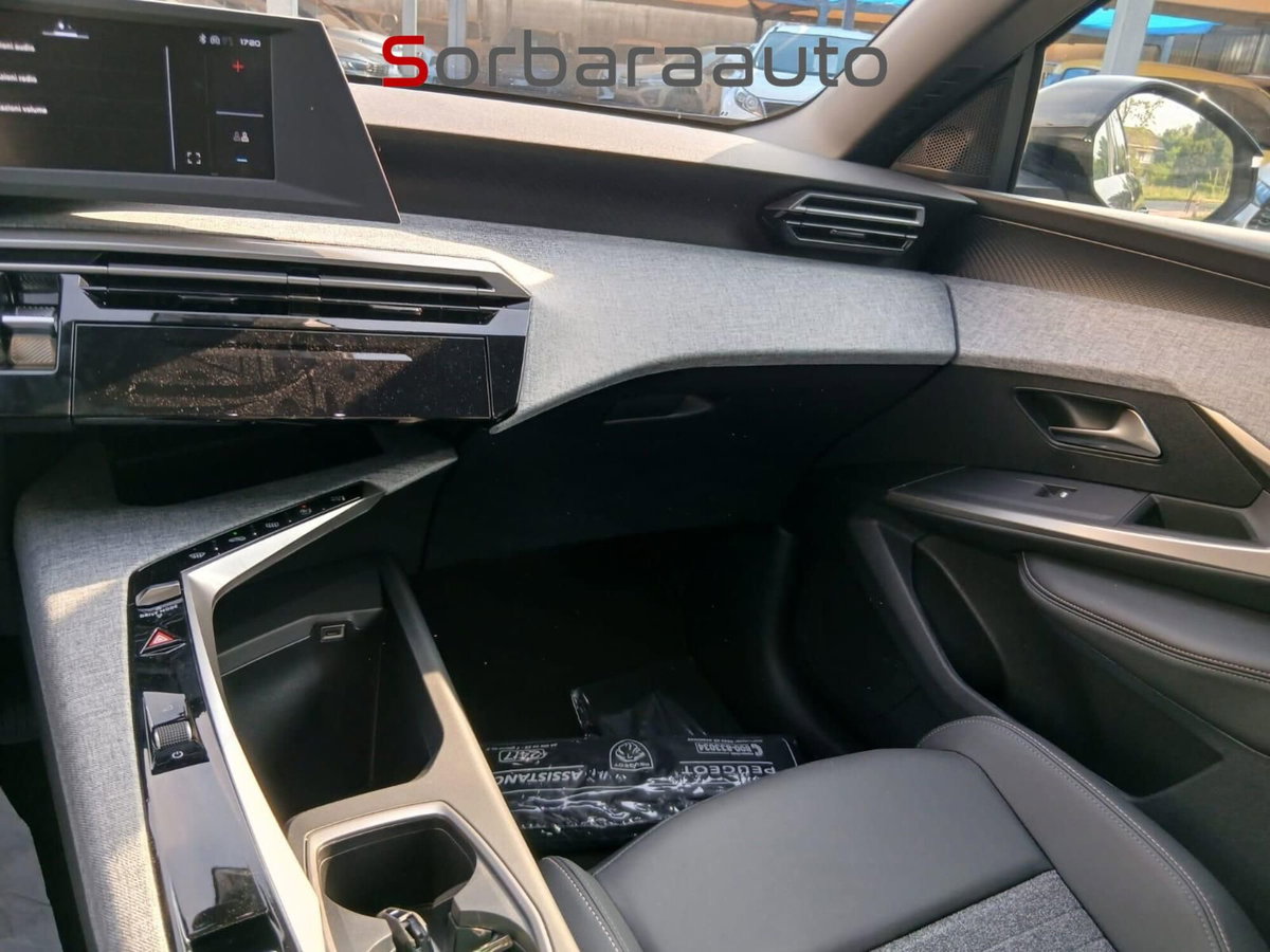Peugeot 3008 1.2 hybrid Allure 145cv e-dcs6 (15)