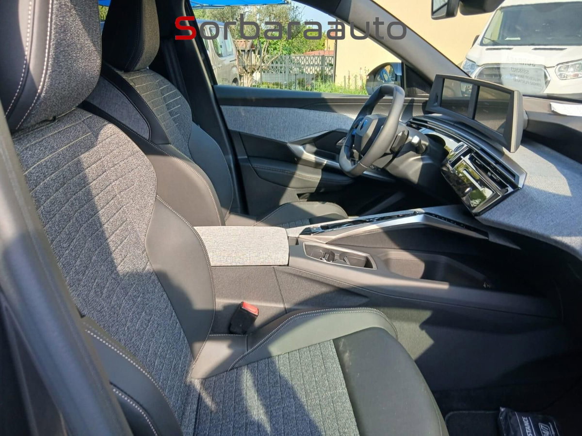 Peugeot 3008 1.2 hybrid Allure 145cv e-dcs6 (18)