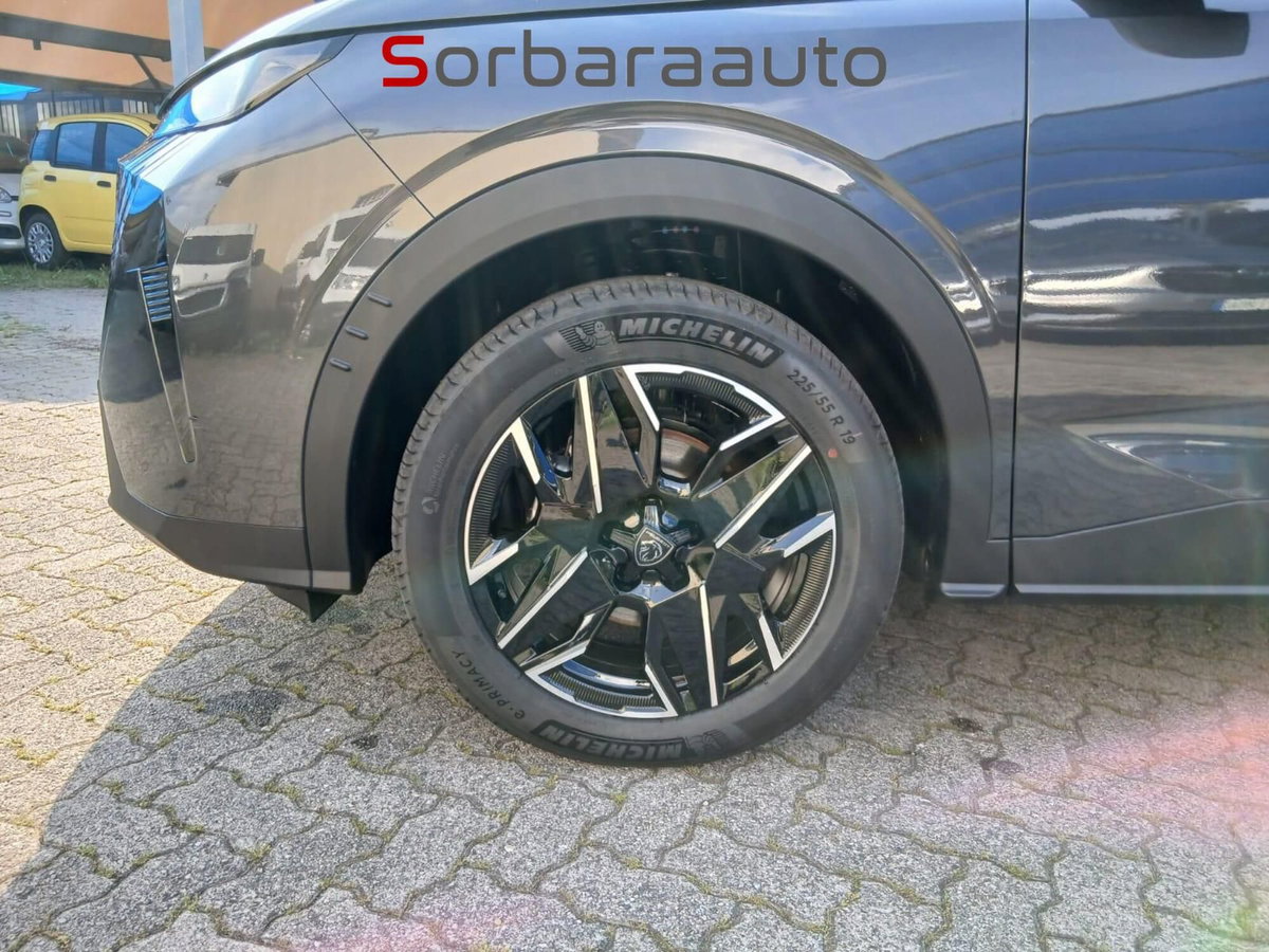 Peugeot 3008 1.2 hybrid Allure 145cv e-dcs6 (9)