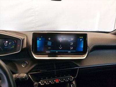 Peugeot 2008 motore elettrico 136 CV GT (12)