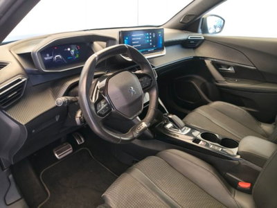 Peugeot 2008 motore elettrico 136 CV GT (7)