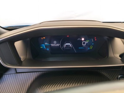 Peugeot 2008 motore elettrico 136 CV GT Pack (11)