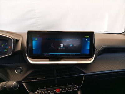 Peugeot 2008 motore elettrico 136 CV GT Pack (13)