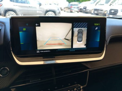 Peugeot 2008 motore elettrico 136 CV GT Pack (15)