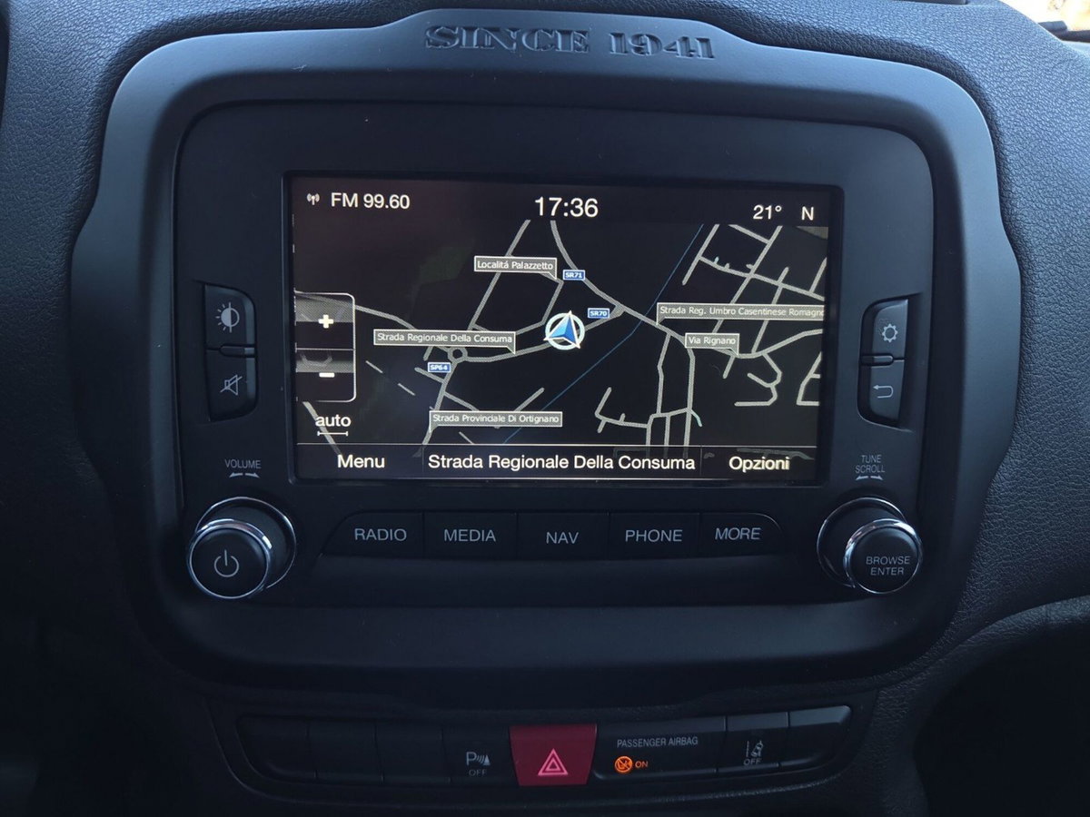 Jeep Renegade 2.0 Mjt 140CV 4WD Active Drive Limited (15)