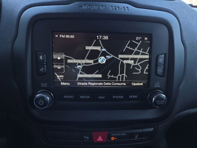 Jeep Renegade 2.0 Mjt 140CV 4WD Active Drive Limited (15)