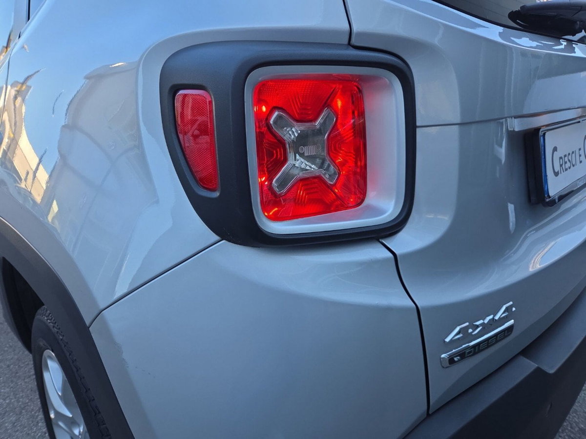 Jeep Renegade 2.0 Mjt 140CV 4WD Active Drive Limited (6)