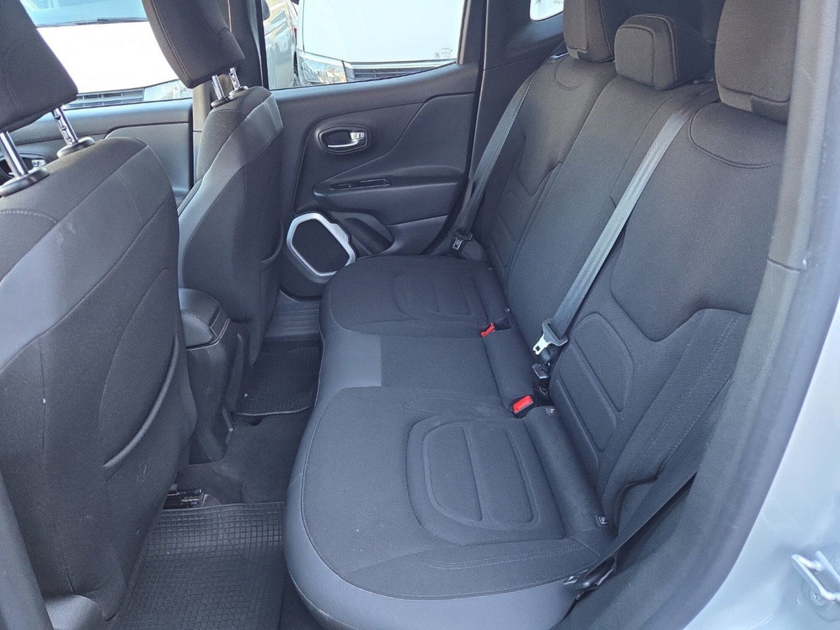 Jeep Renegade 2.0 Mjt 140CV 4WD Active Drive Limited (9)
