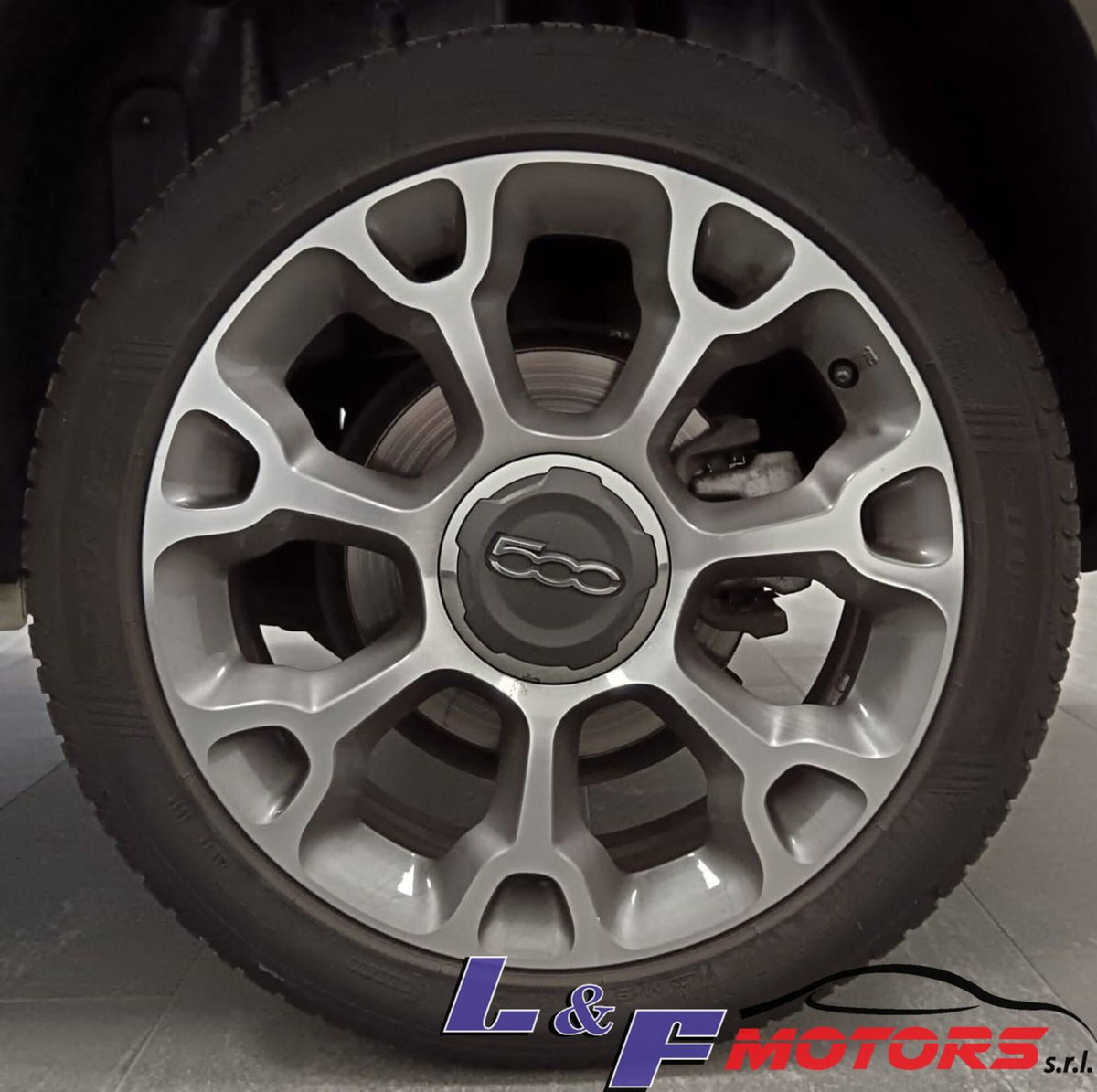 Fiat 500L 1.6 Multijet 120 CV Trekking (16)