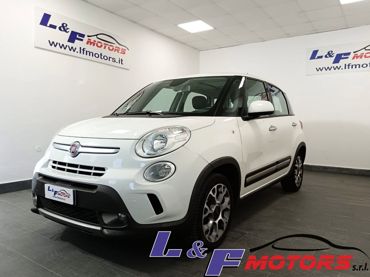 Fiat 500L 1.6 Multijet 120 CV Trekking (2)
