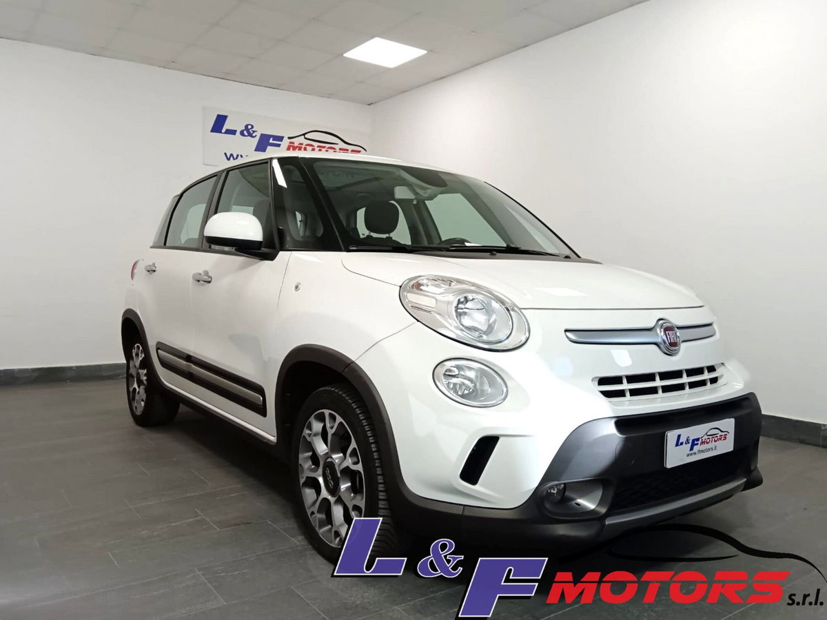 Fiat 500L 1.6 Multijet 120 CV Trekking (4)