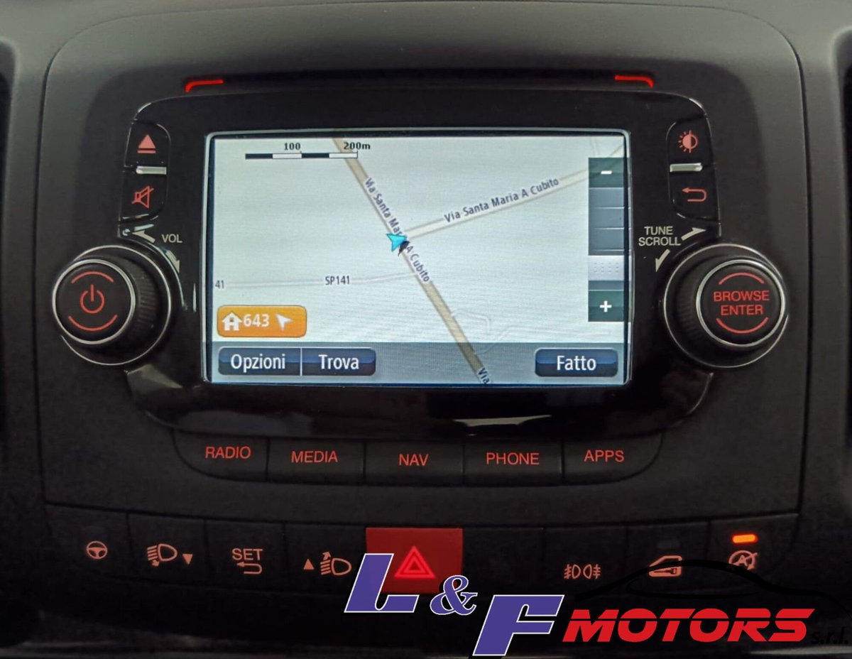 Fiat 500L 1.6 Multijet 120 CV Trekking (8)