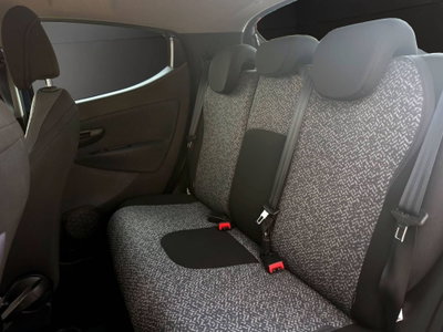 Lancia Ypsilon 1.0 FireFly 5 porte S&S Hybrid Silver Plus (15)